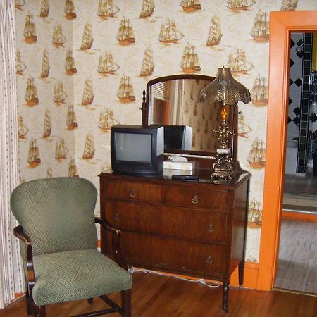 Auberge Des Arts Bed And Breakfast Оттава Екстер'єр фото